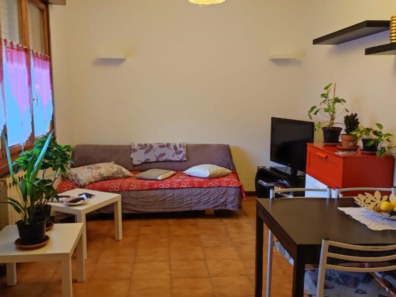 Quadrilocale in Vendita a Sarzana, zona La Bradia, 113'000€, 70 m², arredato, con Box