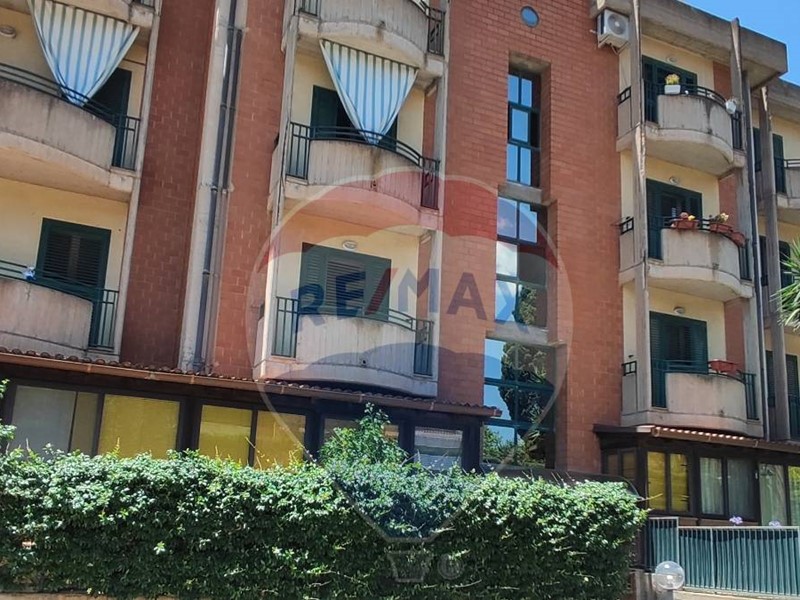 Appartamento in Vendita a Caltagirone, 120'000€, 114 m²