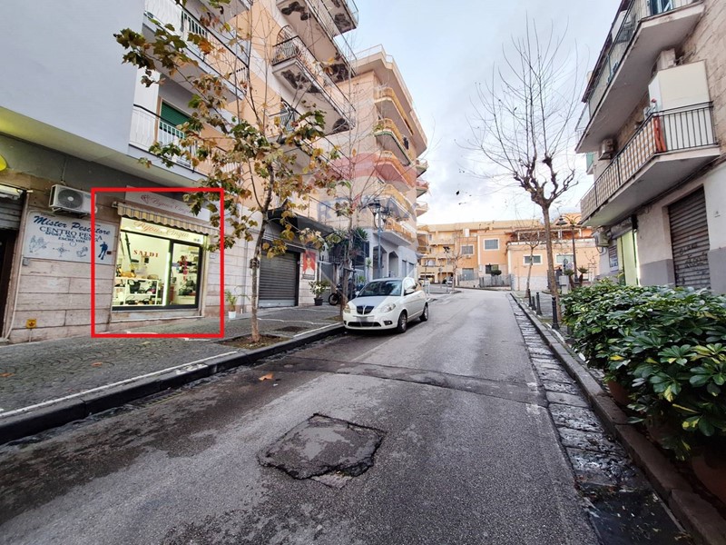 Immobile commerciale in Vendita a Ercolano, 55'000€, 30 m²