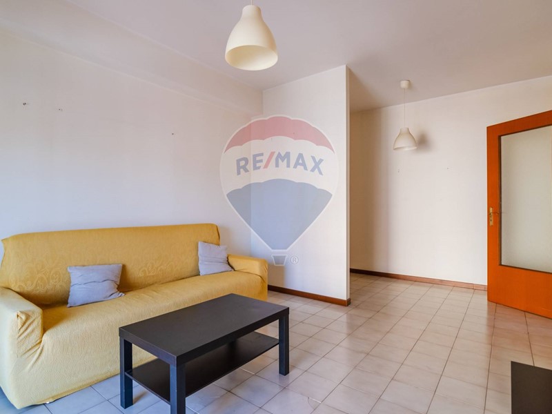 Trilocale in Vendita a Catania, 118'000&euro;, 77 m²