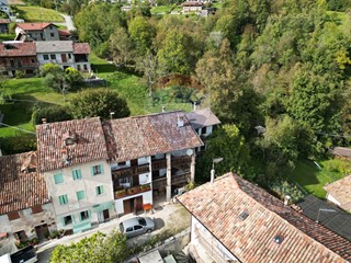 Casa Semi Indipendente in Vendita a Cesiomaggiore, 90'000€, 200 m²