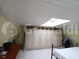 Bilocale in Vendita a Santo Stefano di Magra, 72'000€, 57 m², arredato