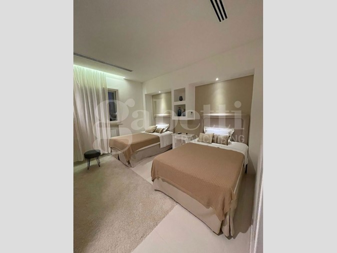 Villa in Vendita a Brindisi, 385 m²