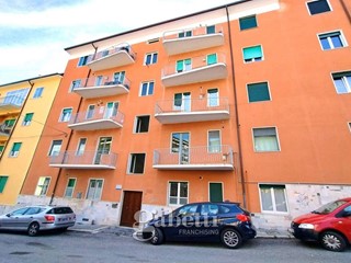 Quadrilocale in Vendita a Campobasso, 99'000€, 103 m², arredato