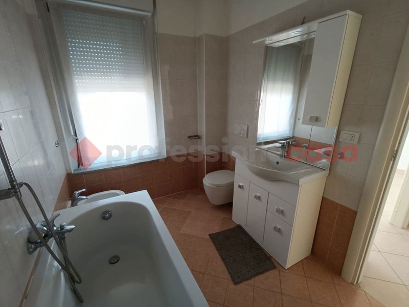 Bilocale in Vendita a Busto Garolfo, 125'000€, 50 m²