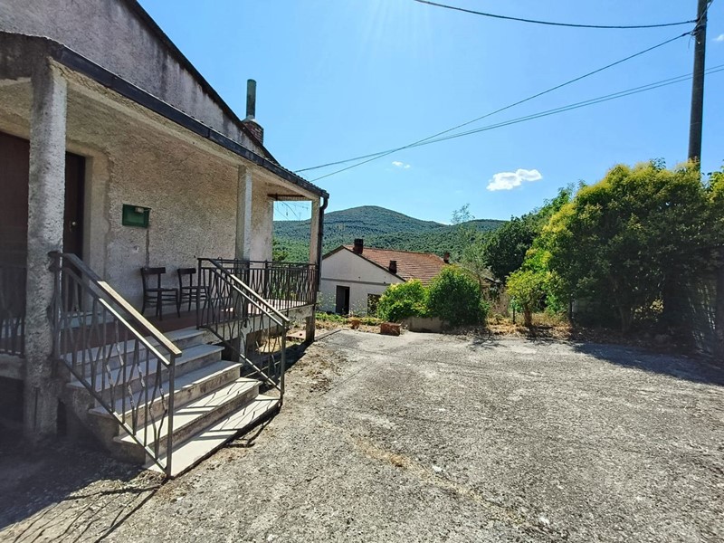 Trilocale in Vendita a Amelia, 25'000€, 80 m², arredato