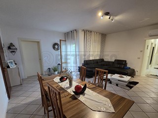 Appartamento in Vendita a Torri di Quartesolo, 170'000&euro;, 165 m²