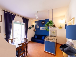 Quadrilocale in Vendita a Monte Argentario, zona Porto Santo Stefano, 300'000€, 56 m²