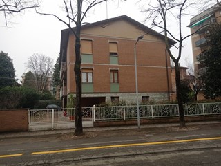 Quadrilocale in Vendita a Modena, zona San Faustino, 287'000€, 110 m², con Box