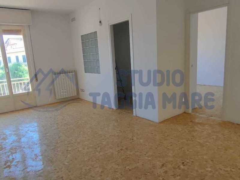 Appartamento in Vendita a Taggia, 225'000€, 105 m²