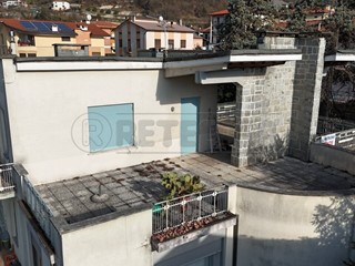 Appartamento in Vendita a Valdagno, zona Residenziale, 175'000&euro;, 145 m², con Box