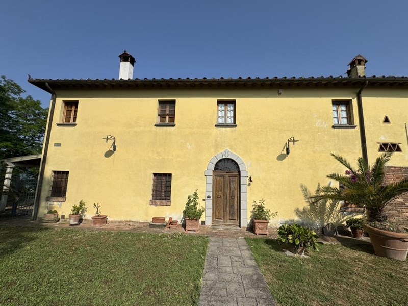 Casale in Vendita a San Miniato, zona CAMPAGNA, 657'000€, 330 m², arredato