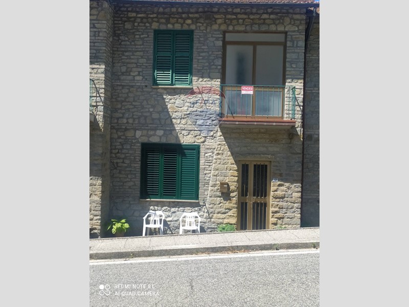Villetta a schiera in Vendita a Chiusi della Verna, 65'000€, 90 m²