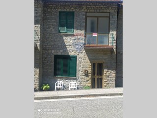 Villetta a schiera in Vendita a Chiusi della Verna, 65'000€, 90 m²
