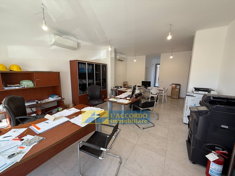 Ufficio in Vendita a Chieti, 130'000€, 52 m²