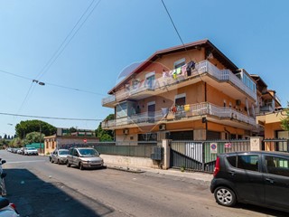 Appartamento in Vendita a Catania, 119'000&euro;, 128 m²