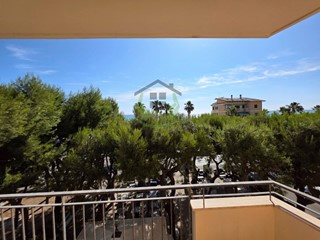 Quadrilocale in Vendita a Grottammare, 270'000€, 127 m²