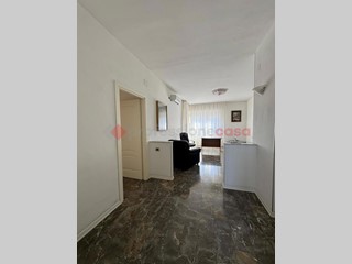 Appartamento in Vendita a Livorno, 199'000€, 129 m², arredato