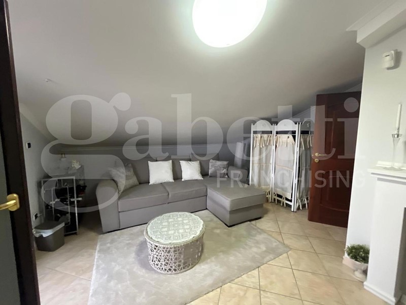 Villa in Vendita a Piedimonte Matese, 395'000€, 350 m²