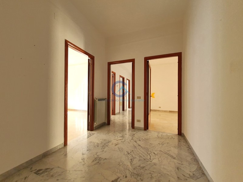 Appartamento in Vendita a Catanzaro, 190'000&euro;, 185 m²