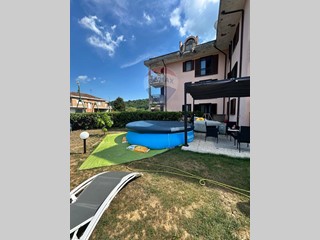 Appartamento in Vendita a Lauriano, 130'000€, 200 m²