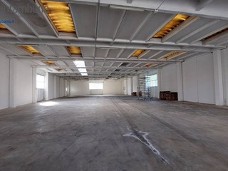 Capannone in Affitto a Treviso, 3'400€, 950 m²