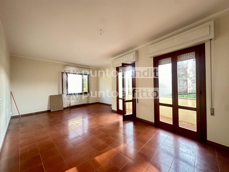 Appartamento in Affitto a Lucca, 1'600€, 130 m²
