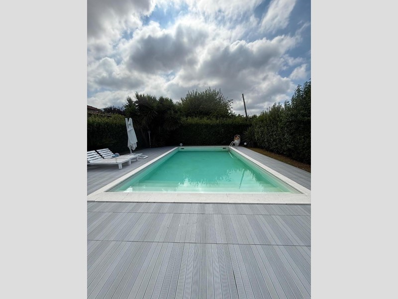 Villa in Vendita a Massa, zona Mirteto, 1'200'000&euro;, 300 m², arredato