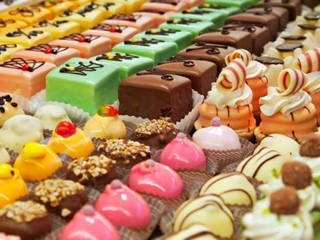 Attività commerciale in Vendita a Pisa, 200'000€, 140 m²