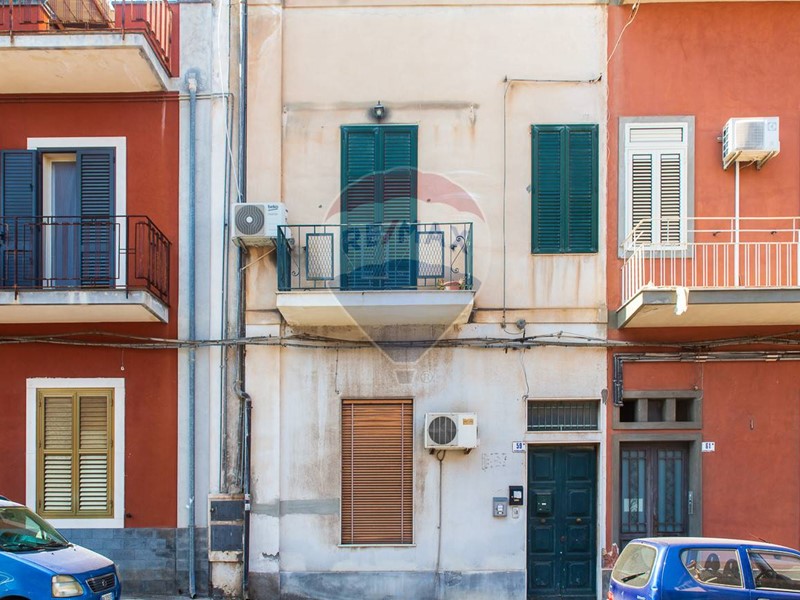 Casa Semi Indipendente in Vendita a Catania, 63'000&euro;, 80 m²
