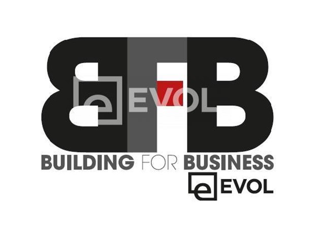 Capannone in Vendita a San Quirino, 3500 m²