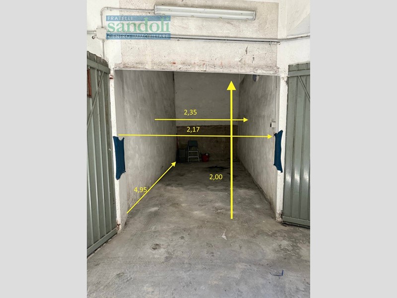 Box in Affitto a Vercelli, 10 m²