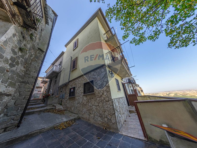 Casa Semi Indipendente in Vendita a Gissi, 38'000€, 125 m²