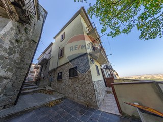 Casa Semi Indipendente in Vendita a Gissi, 38'000€, 125 m²