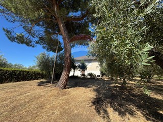 Casa Indipendente in Vendita a Fossacesia, 120'000€, 175 m², con Box