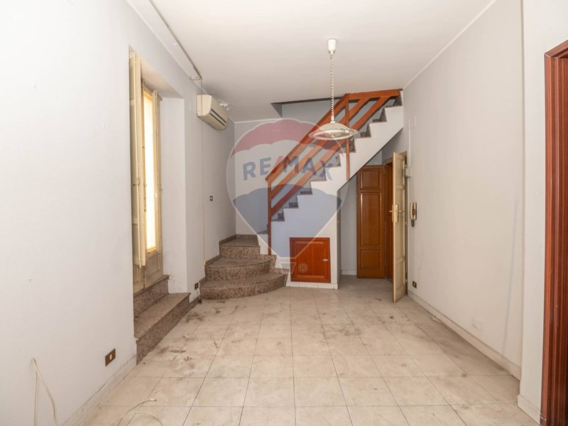 Casa Indipendente in Vendita a Caltagirone, 26'000€, 146 m²