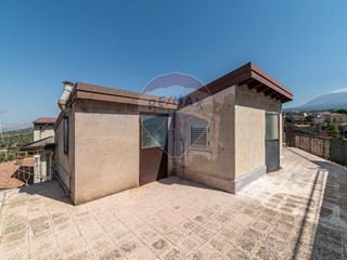 Trilocale in Vendita a Santa Maria di Licodia, 45'000€, 85 m²
