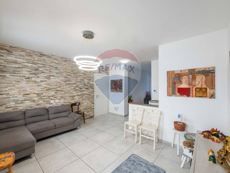 Quadrilocale in Vendita a Torre Boldone, 250'000€, 103 m²