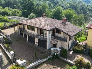 Casa Indipendente in Vendita a Castellamonte, 129'000€, 95 m²