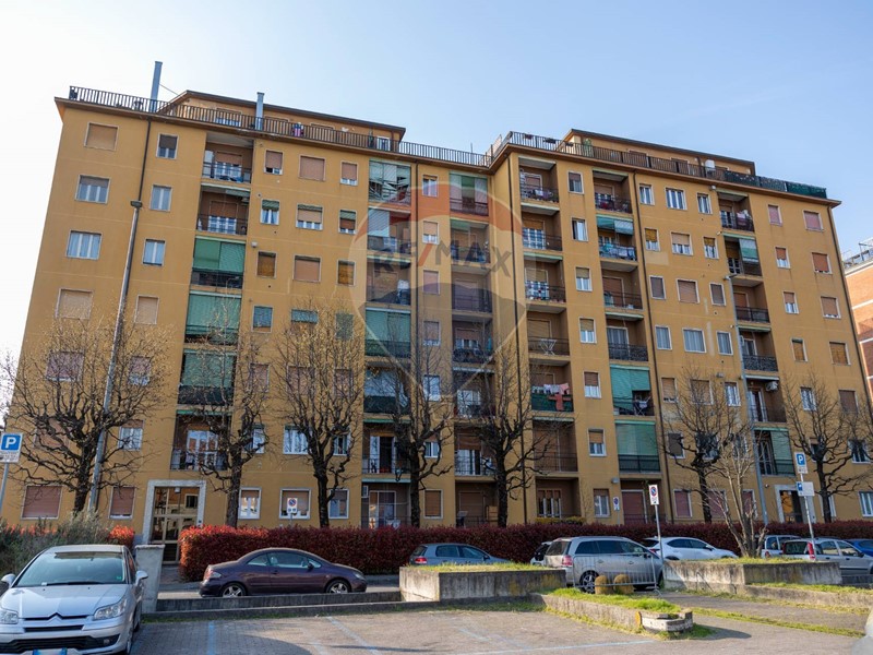 Trilocale in Vendita a Carnate, 159'000€, 100 m²