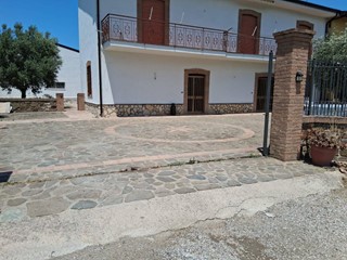 Casa Semi Indipendente in Vendita a Capaccio Paestum, 169'000€, 100 m²