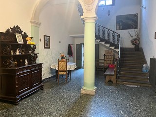 Casa Indipendente in Affitto a Santa Croce sull'Arno, 1'200€, 200 m²