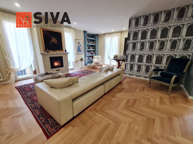 Casa Indipendente in Vendita a Ravenna, 1'100'000€, 431 m²