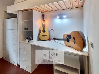 Appartamento in Vendita a Pietra Ligure, 470'000€, 100 m²