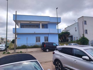 Immobile commerciale in Vendita a Casarano, 185'000€, 280 m²