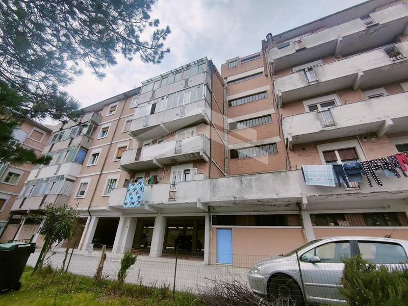Quadrilocale in Vendita a Campobasso, 86'000€, 132 m²