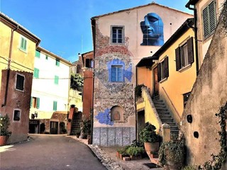 Immobile commerciale in Vendita a Riparbella, 45'000€, 80 m²