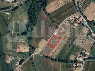 Terreno agricolo in Vendita a Gubbio, 9'000&euro;, 3093 m²