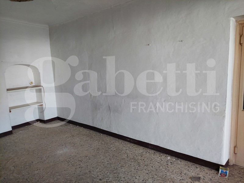 Appartamento in Vendita a Sanremo, 110'000€, 165 m²