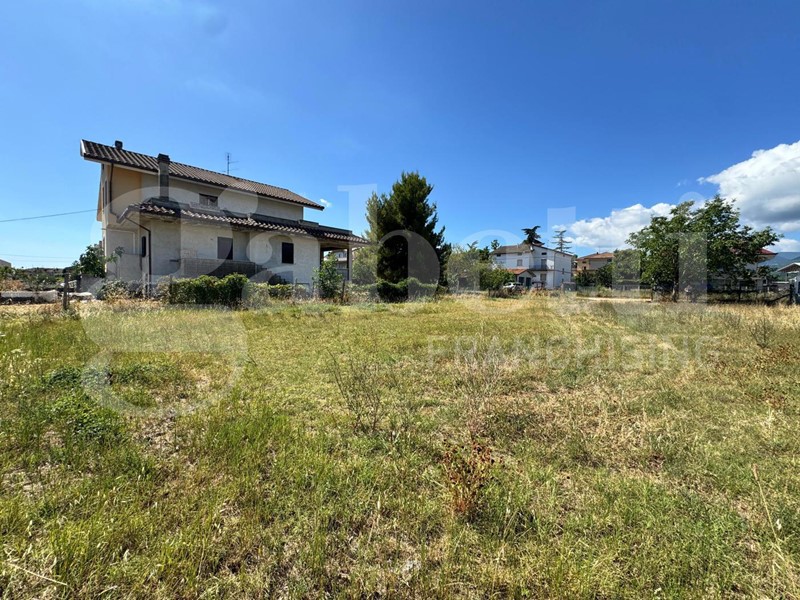 Terreno agricolo in Vendita a Sant'Egidio alla Vibrata, 20'000€, 900 m²